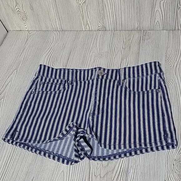 American Eagle High-Rise Shortie Striped Blue White Womens Size 8 NWT - Picture 10 of 10